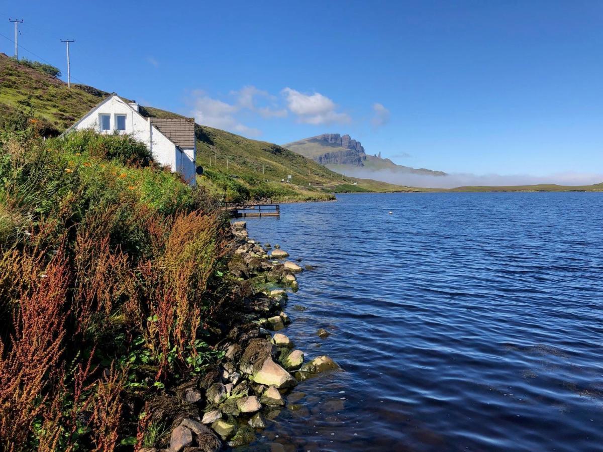 The Lodge In The Loch Portree Exterior photo